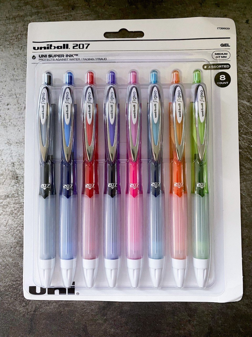 Uni-Ball Signo 207 Gel Pen Review — The Pen Addict